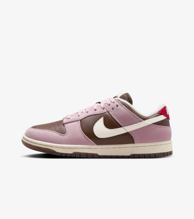 Nike Dunk Low ‘Neapolitan’ – SoleSavy
